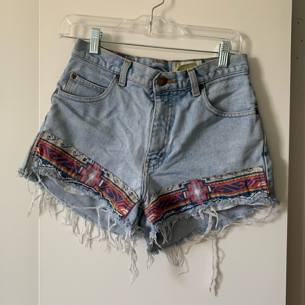 Eddie Bauer high waisted shorts